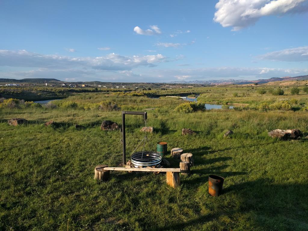 Sevier River Retreat Хатч Экстерьер фото