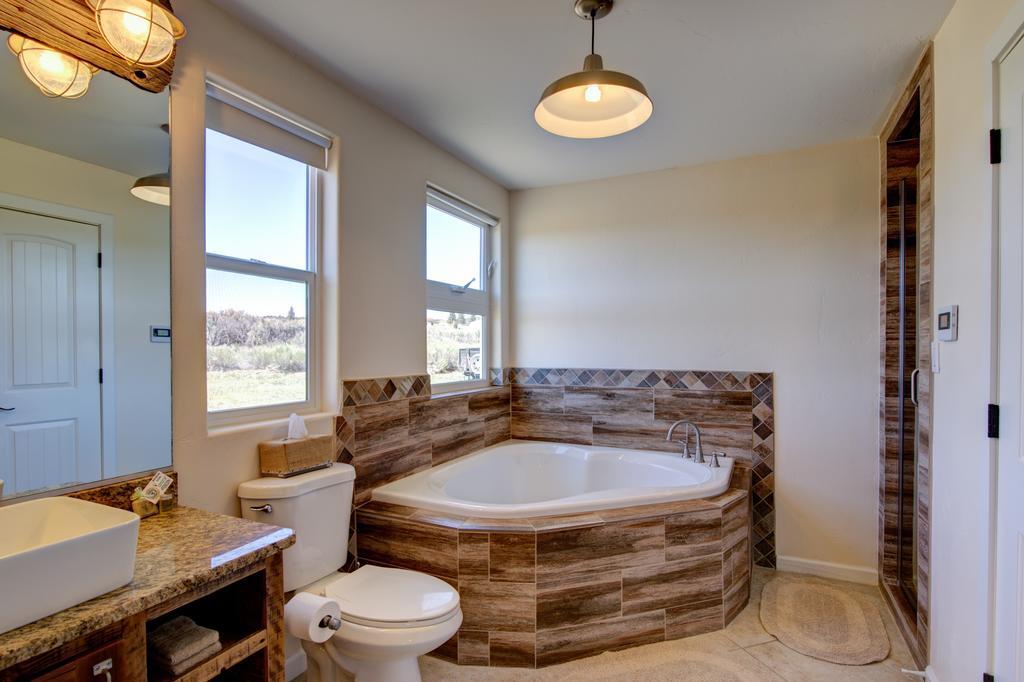 Sevier River Retreat Хатч Экстерьер фото